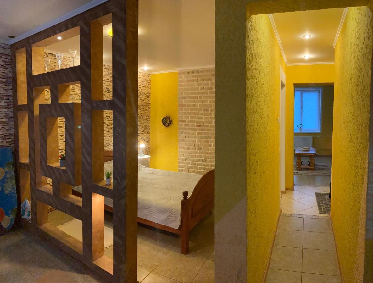 Apartment In The Center Hrodna Eksteriør billede
